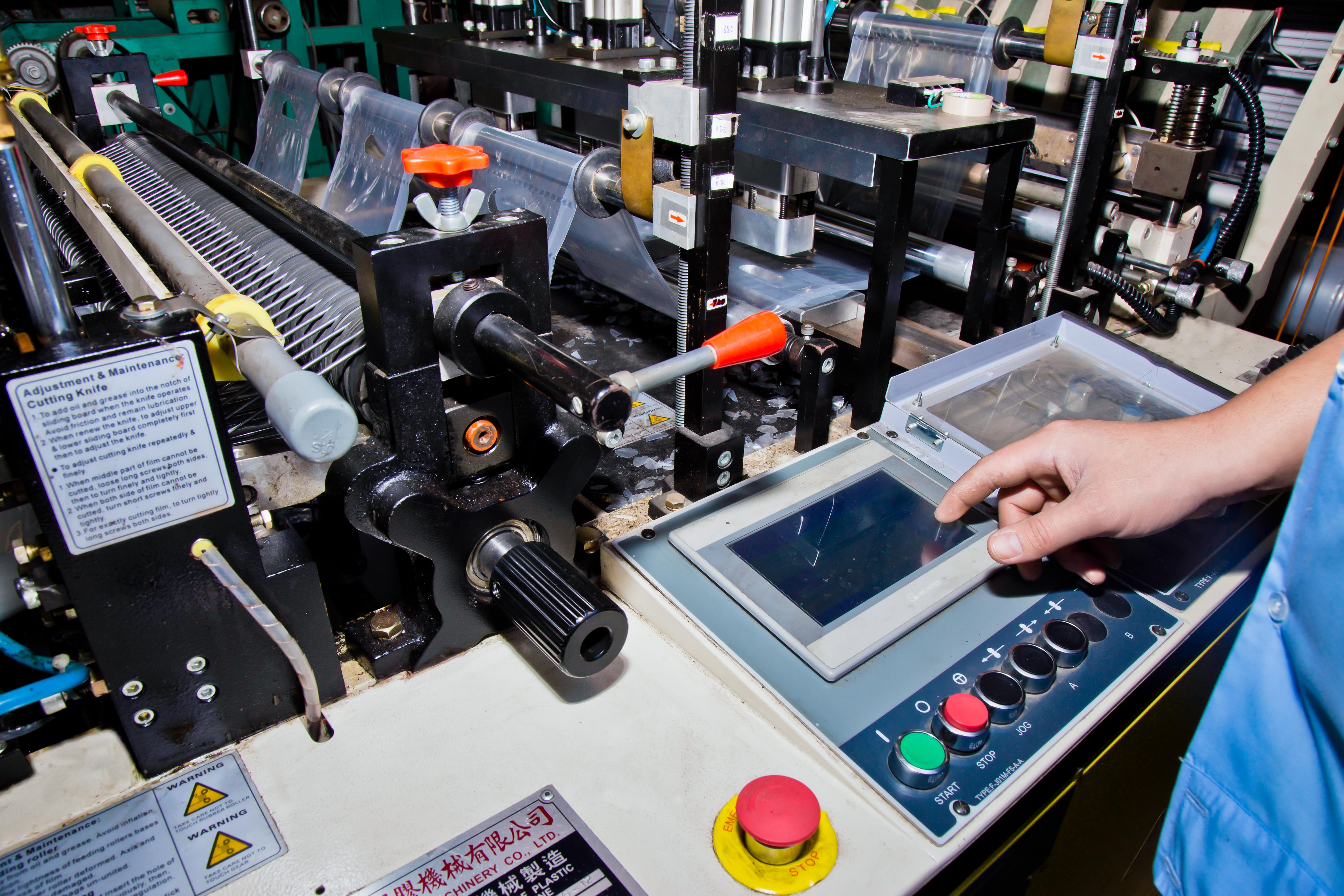 MÁY MÓC <br> HIỆN ĐẠI